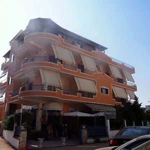 Biraci , Ksamil Albania